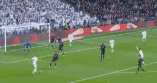 雷迪克：东契奇在并非最佳状态下拿下三双，不可思议的表现